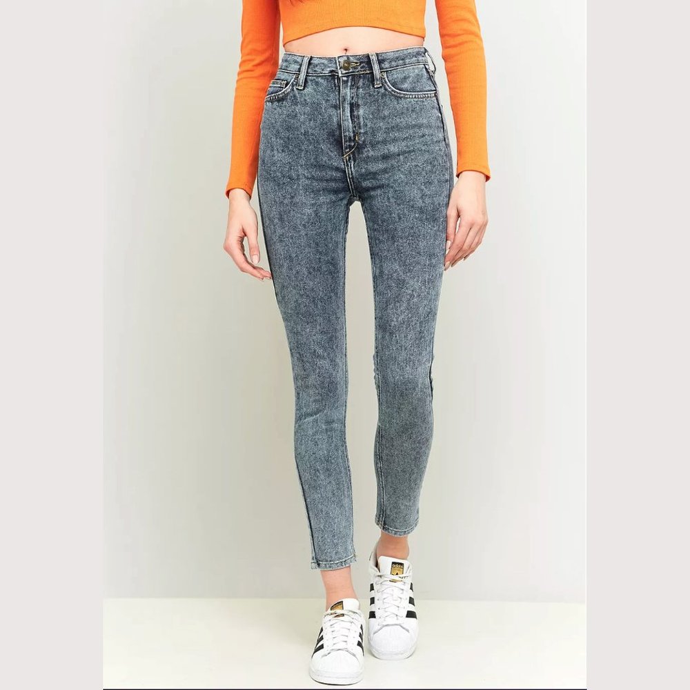 BDG Super High Rise Twig Jeans in Acid Wash, 27